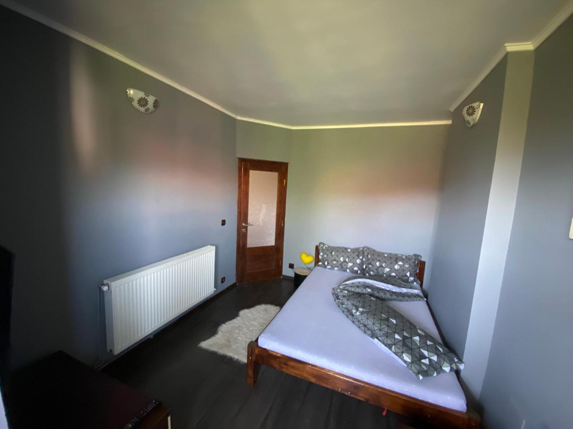 Comfort Home Apartment 2 Petroşani Eksteriør bilde